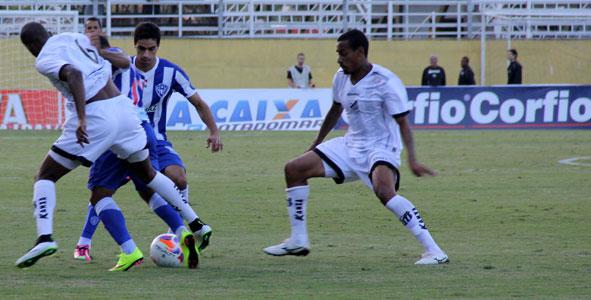 Everton Dias segue como dúvida e ainda não sabe se viaja para Belém-PA (foto: Fágner Alves/GB) - Fágner Alves/GB