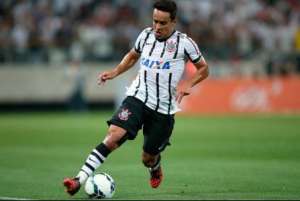 Tite pode ficar sem Jadson e Felipe contra a Chapecoense