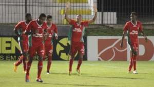 Série B: Com lesão, Chapinha pode desfalcar Boa Esporte contra Náutico