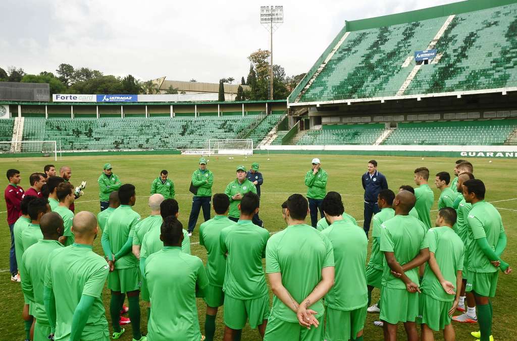Pintado fez diversos testes para definir os titulares do Guarani