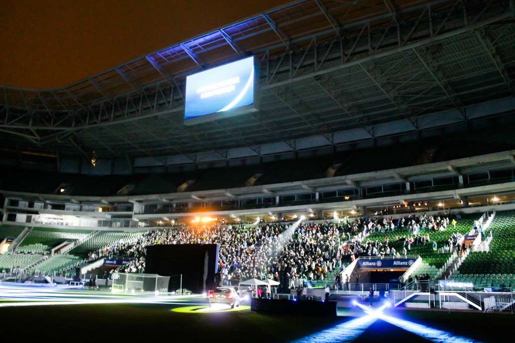 Patrocinadoras do Palmeiras, a Crefisa já sonha em comprar a Arena