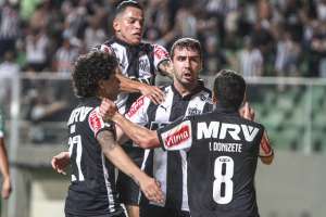 Atlético-MG poupa Rafael Carioca e Giovanni Augusto nos treinos, ams vão pegar o Fluminense no Maracanã