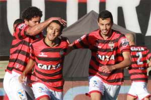 Atlético-GO 3 x 2 Ceará - Dragão também se aproveita do Vozão