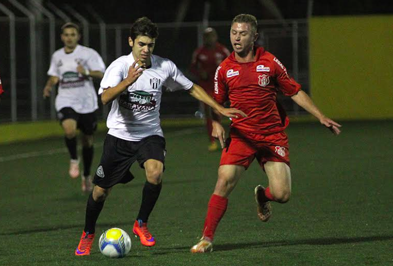 Em jogo movimentado, O São Bernardo e a Inter de Bebedouro ficaram no 1 a 1. - Foto: Rodrigo Pinto / ABCD Maior