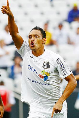 Ricardo Oliveira é artilheiro do Brasileirão com 12 gols e já tem 25 na temporada Ricardo Oliveira é artilheiro do Brasileirão com 12 gols e já tem 25 na temporada