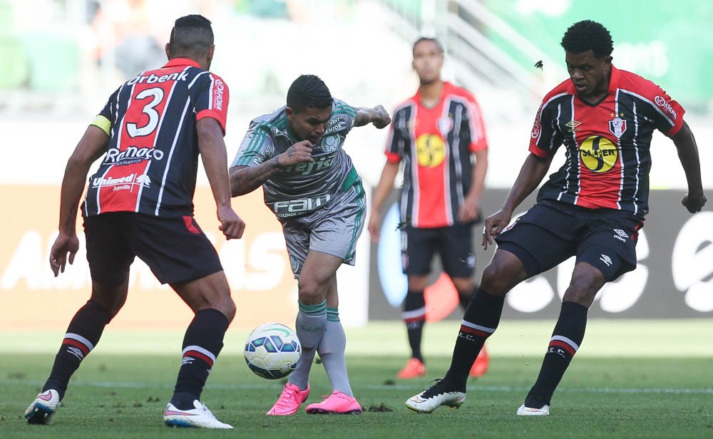 O atacante Dudu também deixou sua marca contra o JEC. - palmeiras.com.br