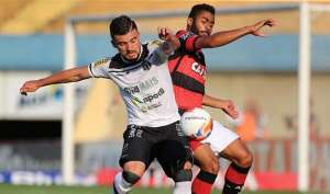 Série B: Julio Cesar sente a coxa e desfalca Ceará contra Paysandu