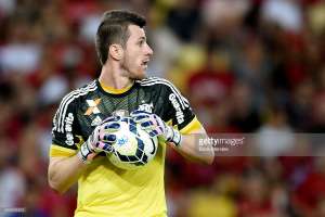 Goleiro do Flamengo recusa proposta de clube turco no valor de R$ 12 mi