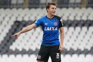 Dagoberto rejeita deixar o Vasco para jogar no Vitória