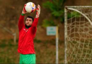 BOMBA! São Bento 'devolve' goleiro Henal, que criticou e abandonou o Guarani