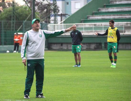 Chapecoense faz rodízio para ter força total contra a Macaca 2 0002050110432 img