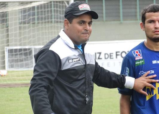 Leston Júnior comentou o próximo confronto do Tupi na Série C