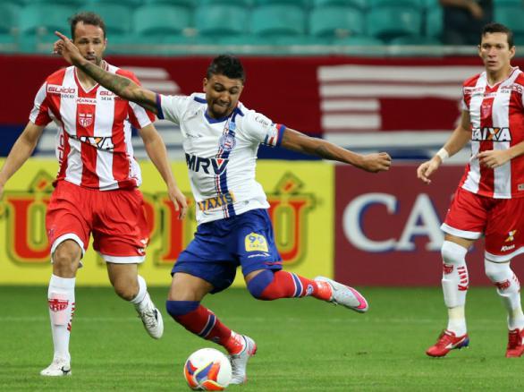 Kieza faz a diferença e Bahia vence o CRB no jogo mais equilibrado da rodada. - Foto: EC Bahia Oficial