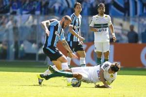 Fenapaf questiona CBF sobre jogos às 11 horas
