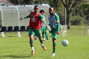Santos x Chapecoense - Embalado, Peixe sonha com G4