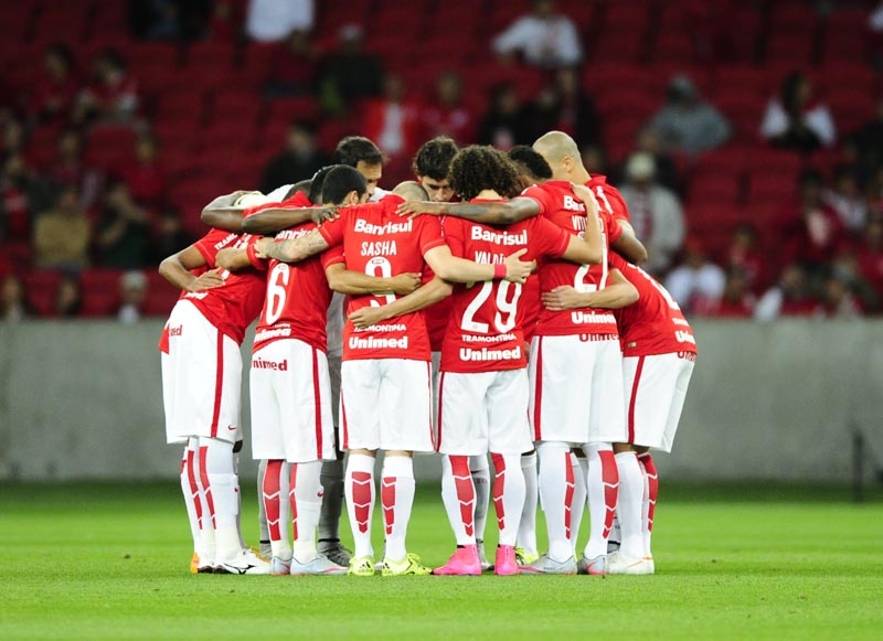 Internacional 6 x 0 Vasco - Mais um episódio do triste drama vascaíno 3 0002050110812 img