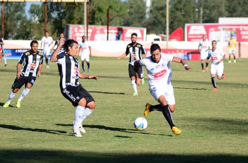 Independente e Rio Branco fizeram um jogo movimentado