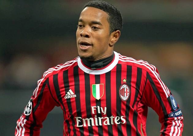 Vasco desiste da contratação de Emanuelson, ex-meia de Milan e Ajax 2 0002050111181 img