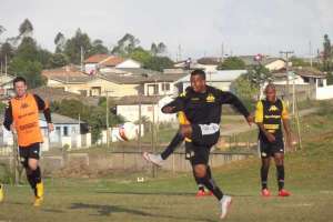 Série B: Criciúma tem volta do artilheiro Neto Baiano contra o favorito Vitória