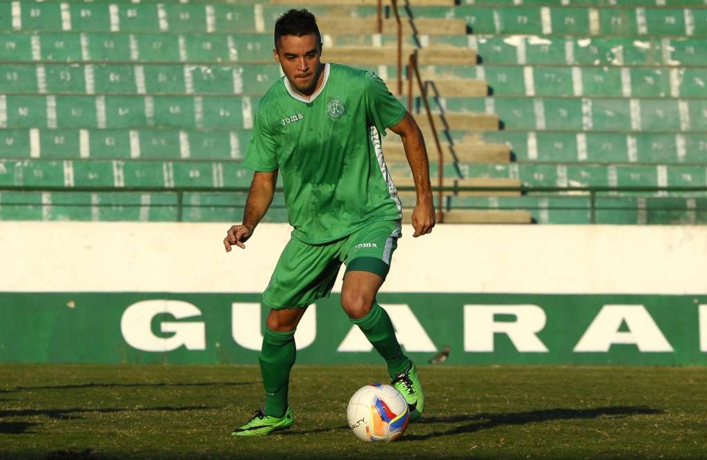 Lenon vai começar como titular na partida contra o Madureira - Divulgação/GFC