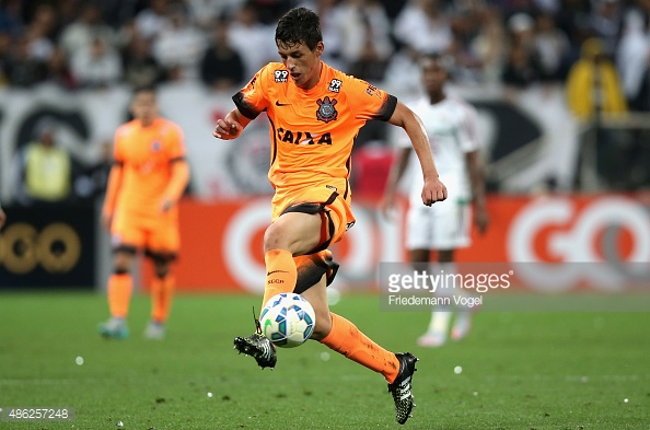 E a novidade? Corinthians dá calote em time gaúcho por volante Marciel 2 0002050111251 img
