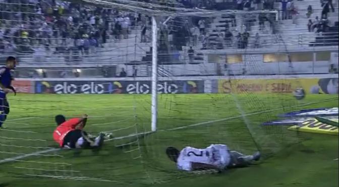 Ponte Preta foi prejudicada pela arbitragem na derrota para o Cruzeiro, por 2 a 1, e quer anular o jogo