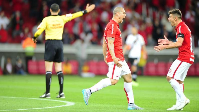 Internacional foi impiedoso contra o Vasco da Gama no Beira Rio: 6 a 0 Internacional foi impiedoso contra o Vasco da Gama no Beira Rio: 6 a 0