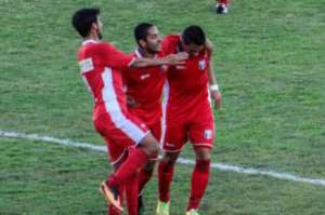 Guaratinguetá 2 x 1 Londrina - Tubarão deixa liderança escapar e tira Garça da zona de rebaixamento