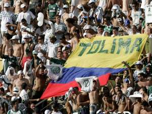 Provocações da torcida do Palmeiras esquentam o clássico contra o Corinthians