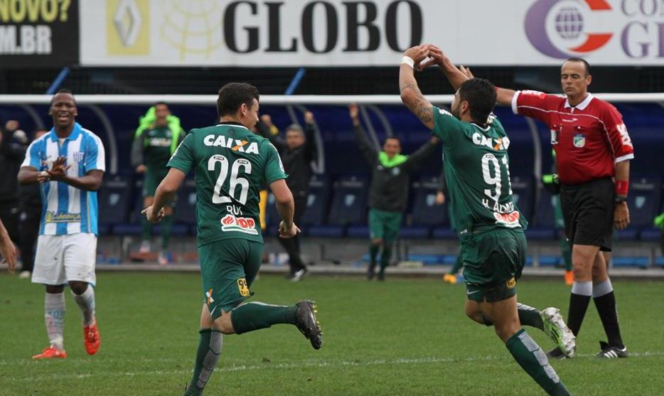 Avaí 0 x 2 Coritiba - Coxa respira e ganha tranquilidade fora da zona 3 0002050111851 img