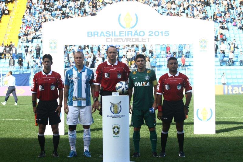 Avaí 0 x 2 Coritiba - Coxa respira e ganha tranquilidade fora da zona 4 0002050111865 img