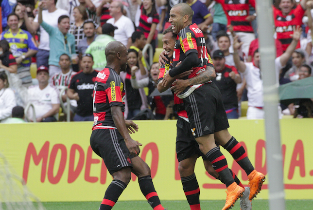 O Flamengo não tomou conhecimento e venceu o Fluminense no Maracanã 