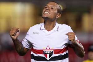 Recuperado, Luis Fabiano volta a treinar no São Paulo
