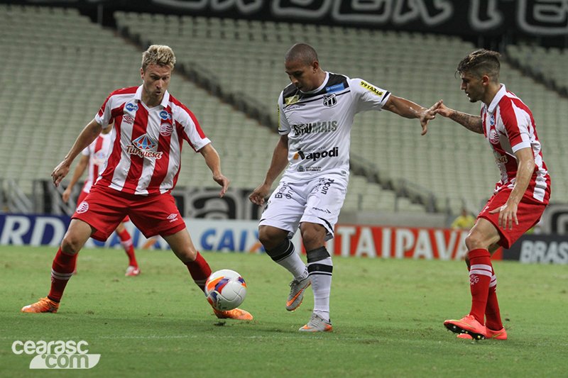 Atacante Rafael Costa marcou de novo e deu a vitória para o Vozão. - cearasc.com