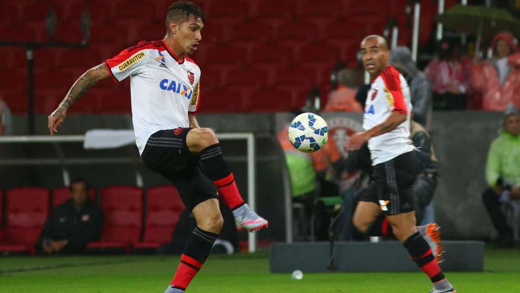 Riquelme quer ver Guerrero jogando no Boca Juniors