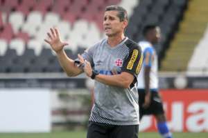 Jorginho mantém discurso otimista no Vasco: 'Acreditamos, sinceramente'