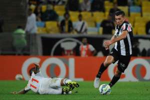 Levir Culpi escala Atlético-MG com Patric e Dátolo para pegar o ameaçado Avaí