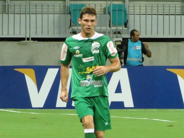 Raul Prata voltou a encontrar o bom futebol com o Luverdense