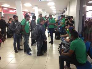 Com clima instável, Chapecoense chega oito horas atrasada
