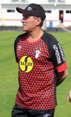 PC Gusmão mantém o time