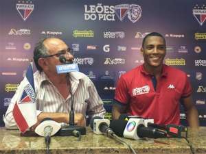 Série C: Adriano Martins é apresentado oficialmente no Fortaleza