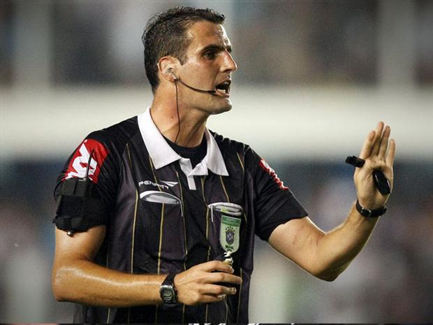 Árbitro agredido processa meia do Palmeiras e pede R$ 78 mil na Justiça Comum 2 0002050112648 img