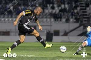 Ponte Preta fecha treino, 