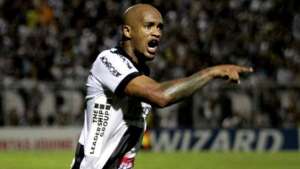 Atacante rescinde com o Bahia, acerta com a Ponte e já pode estrear no domingo