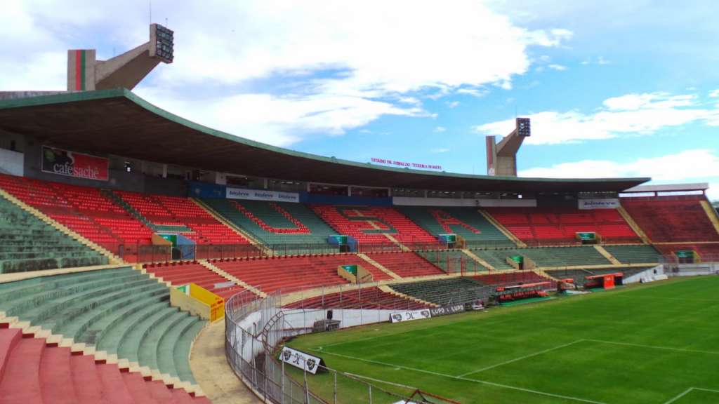 Ginásio do Canindé será alugado para uma igreja evangélica, que o batizará de 