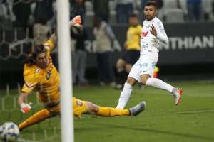 CBF desmembra rodadas do Brasileiro e Corinthians x Santos será às 11h de domingo