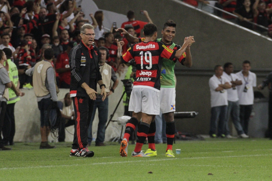 Oswaldo de Oliveira vem fazendo um grande trabalho no Flamengo