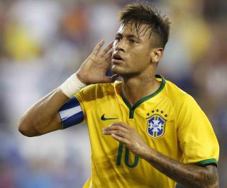 Neymar entrou com vontade de jogar bola contra os americanos