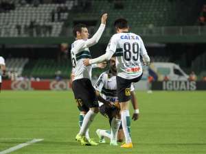 Coritiba x Inter - Hora de sair do buraco de vez?