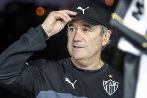 Com foco apenas no clássico, Levir relaciona os 23 jogadores do Atlético-MG